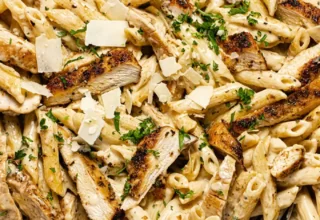 Garlic Parmesan Chicken Pasta