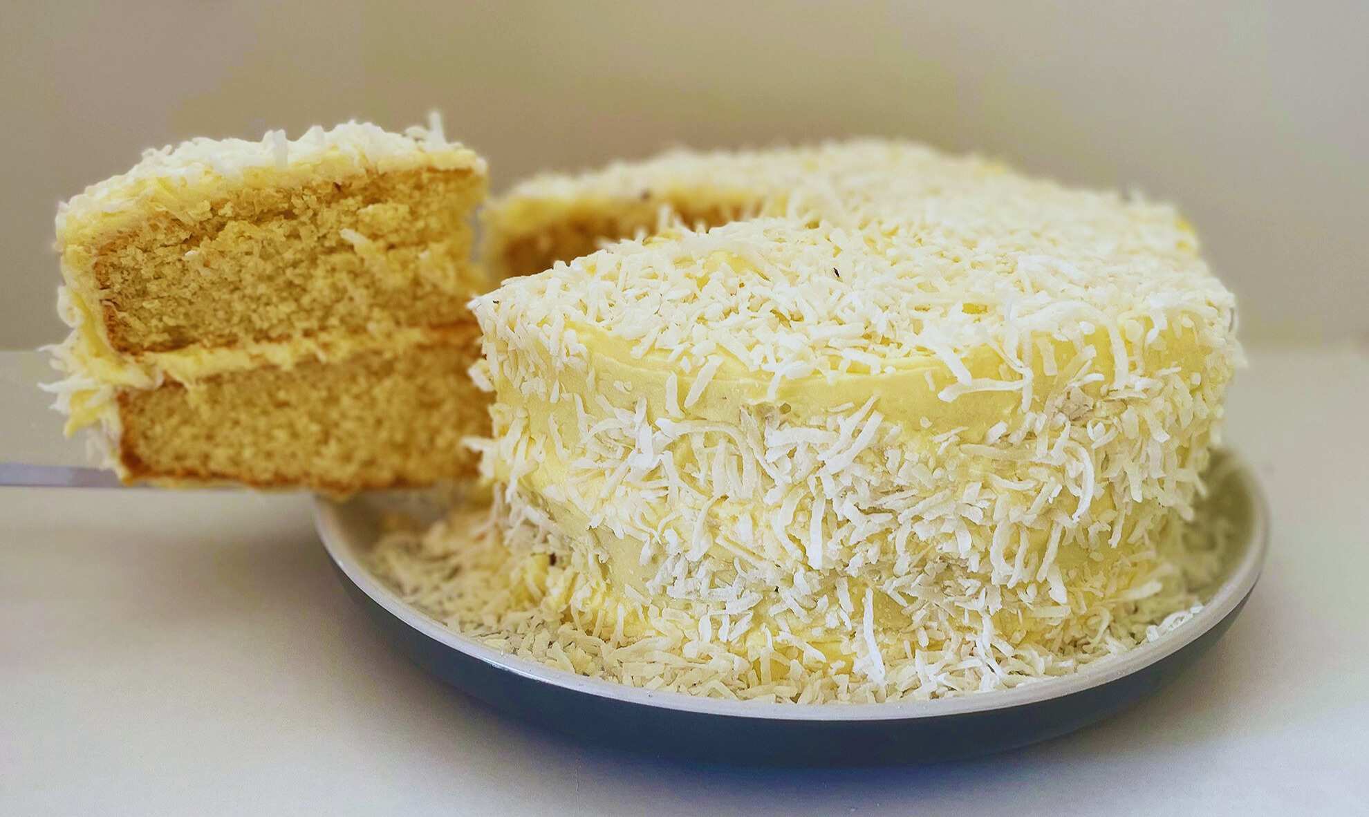 Easy Mary Berry Coconut Cake Recipe [2024]