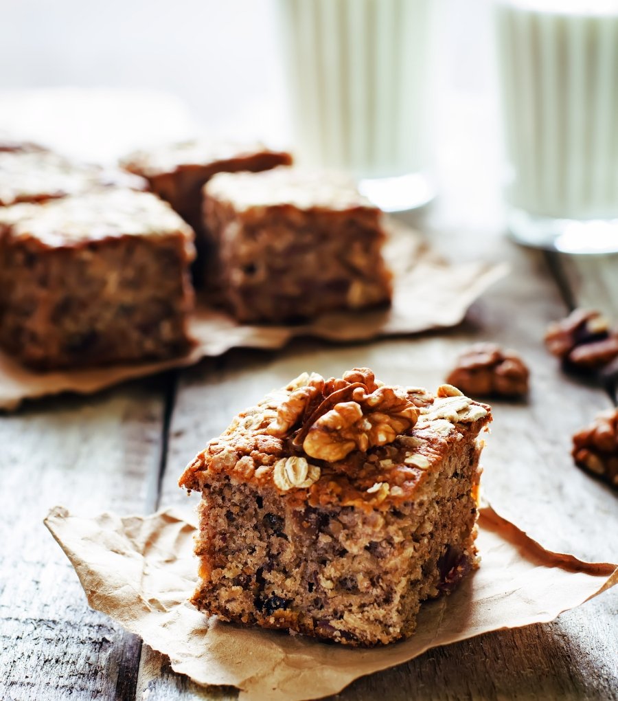 Mary Berry Date And Walnut Cake