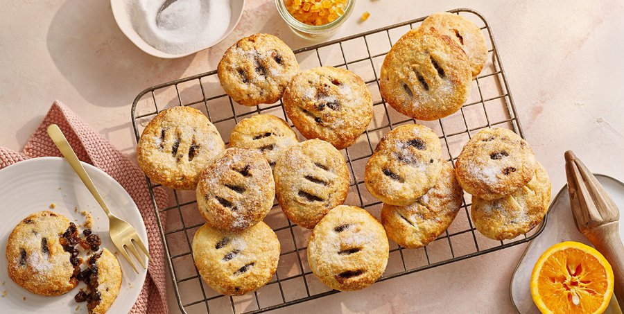 What is The Best Mary Berry Eccles Cakes Recipe?