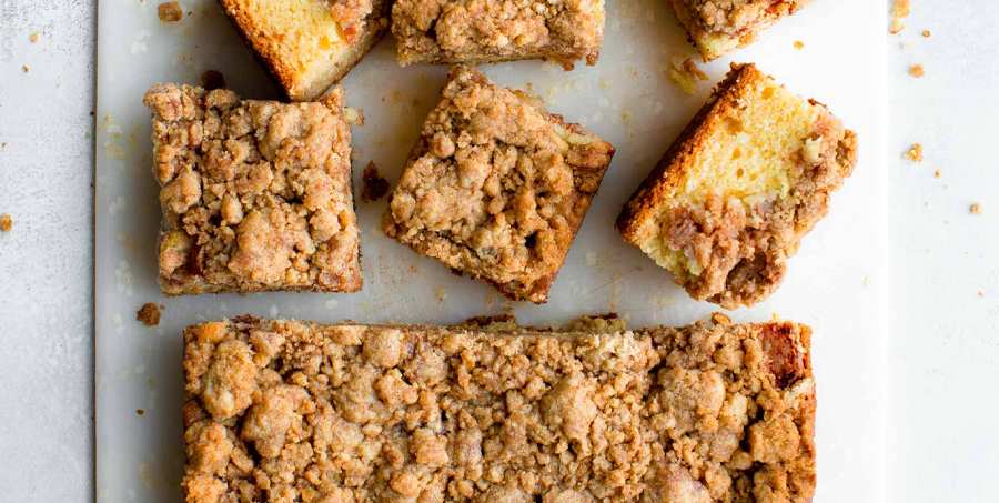 Pro Tips To Make Perfect Apple Crumble Cake Recipe Mary Berry