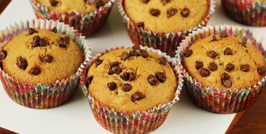 How To Serve Mary Berry Banana Muffins Recipe?