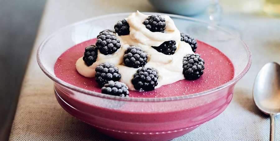 Pro Tips To Make Perfect Mary Berry Wild Bramble Mousse Recipe